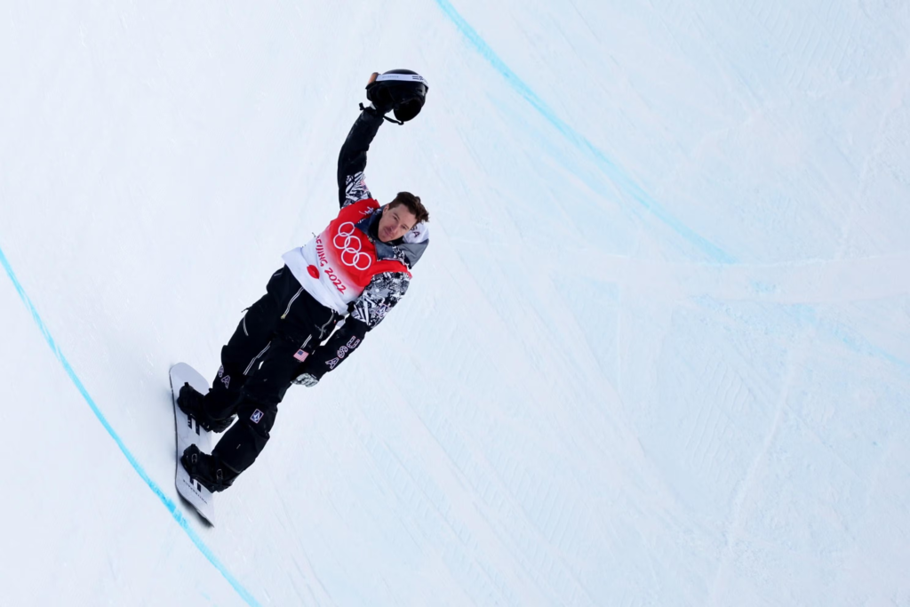 Pierwszy w historii triple cork na igrzyskach i nieudany przejazd legendy snowboardu, Shauna White'a. Finały Halfpipe Pekin 2022.
