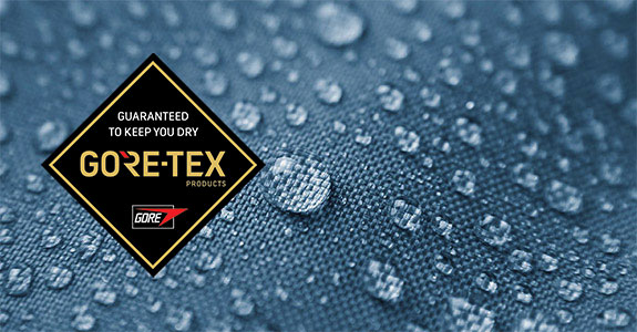 W dzisiejszych czasach wybór odzieży z membraną Gore-Tex® stał się standardem dla wielu snowboardzistów. W tym artykule dowiesz się, dlaczego warto inwestować w odzież z membraną Gore-Tex®, jak to działa i jak dbać o odzież techniczną. 