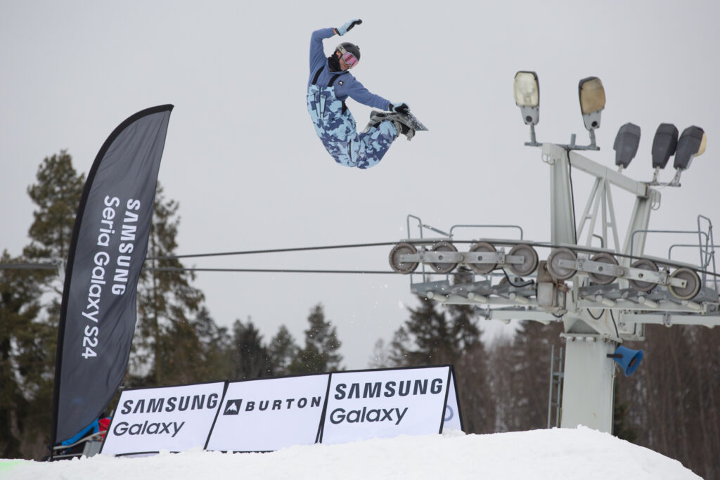 Zakończyła się piętnasta edycja Oscypa, najstarszych zawodów snowboardowych w Polsce. Janek Jaromin broni podium, Best Trick dla Pawlusiaka